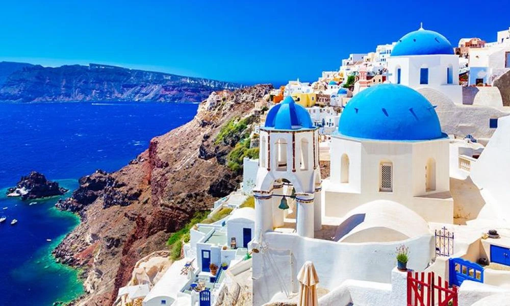 Αναμένουν 10% αύξηση φέτος στον τουρισμό στην Κυβέρνηση και πολλά έσοδα